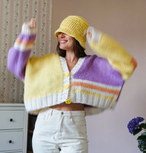 Load image into Gallery viewer, Hand Knit Cropped Wool Cardigan