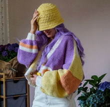 Load image into Gallery viewer, Hand Knit Cropped Wool Cardigan