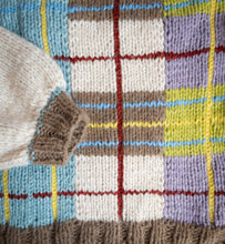 Load image into Gallery viewer, Soft Cropped Preppy Style Cardigan